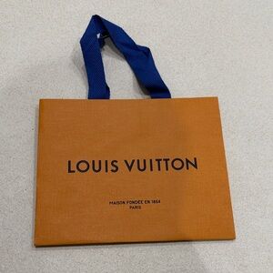 Louis Vuitton shopping bag small